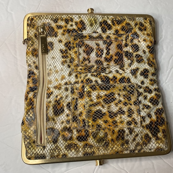 Hobo Lauren gold cream wallet - Picture 3 of 11